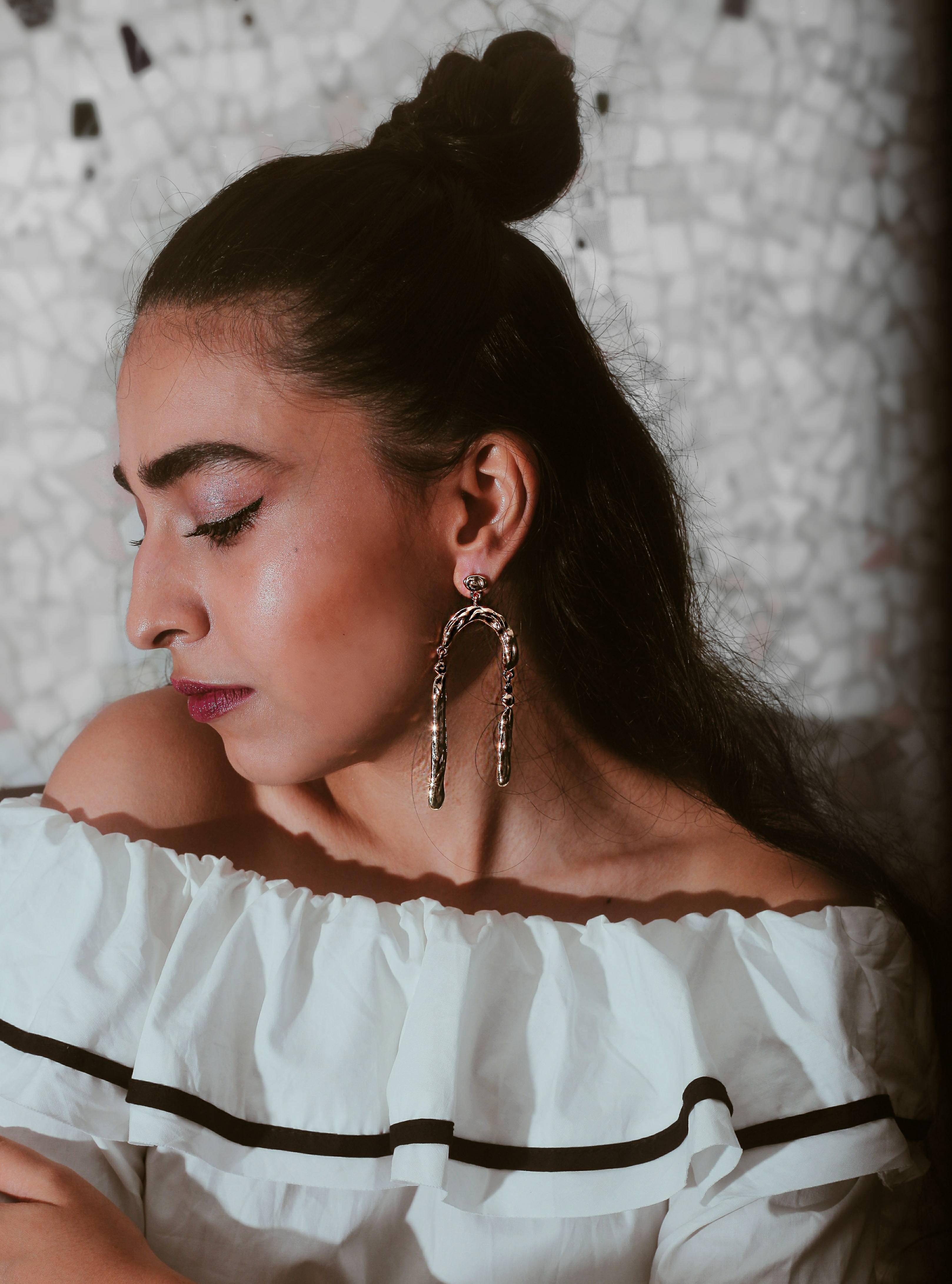 Earrings, jewelry, accessories, statement piece, statement jewelry, jewellery, makeup, editorial shoot, contouring, gold jewelry, minimal, miss match earrings