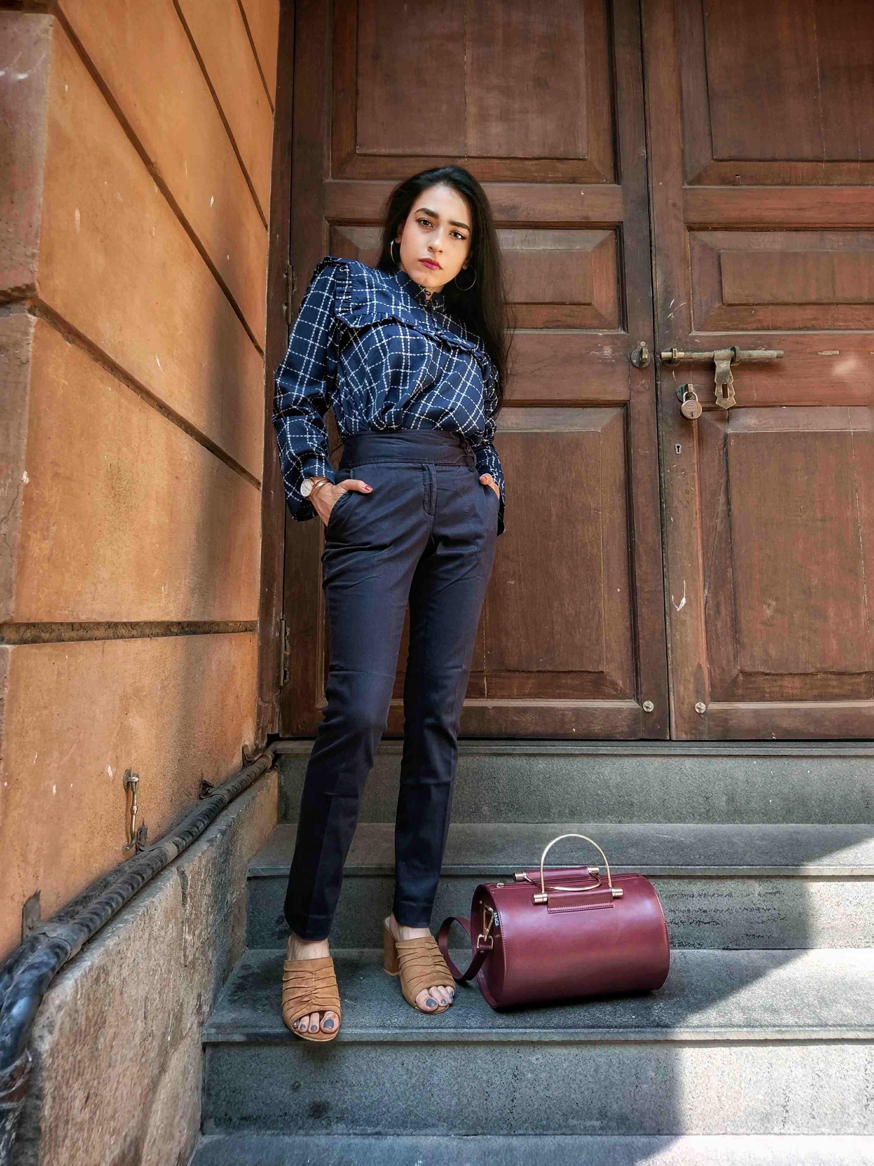 work outfit, work wear, monday to friday, formal wear, navy pants, fashion week, street style, bombay streets, ruffles, ruffled shirt, checkered shirt style,